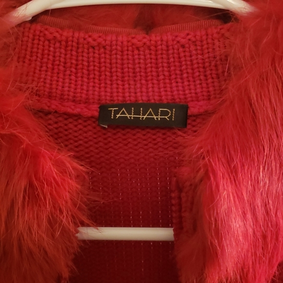 Tahari sweater - Picture 2 of 3